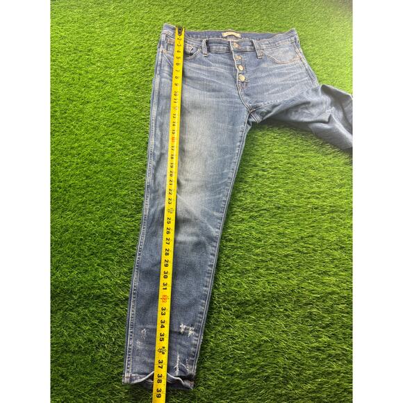 Madewell Womens Slim Straight Jeans Button Fly Lt Blue Wash Sz 32 Distressed Hem - Picture 10 of 15